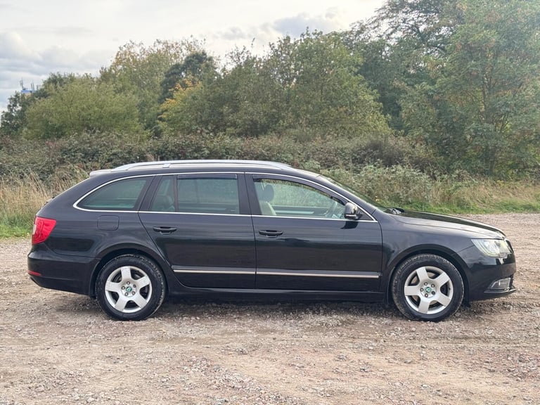2014 Skoda Superb 2.0 TDI CR 170 Elegance 4X4 5dr DSG ESTATE DIESEL Automatic