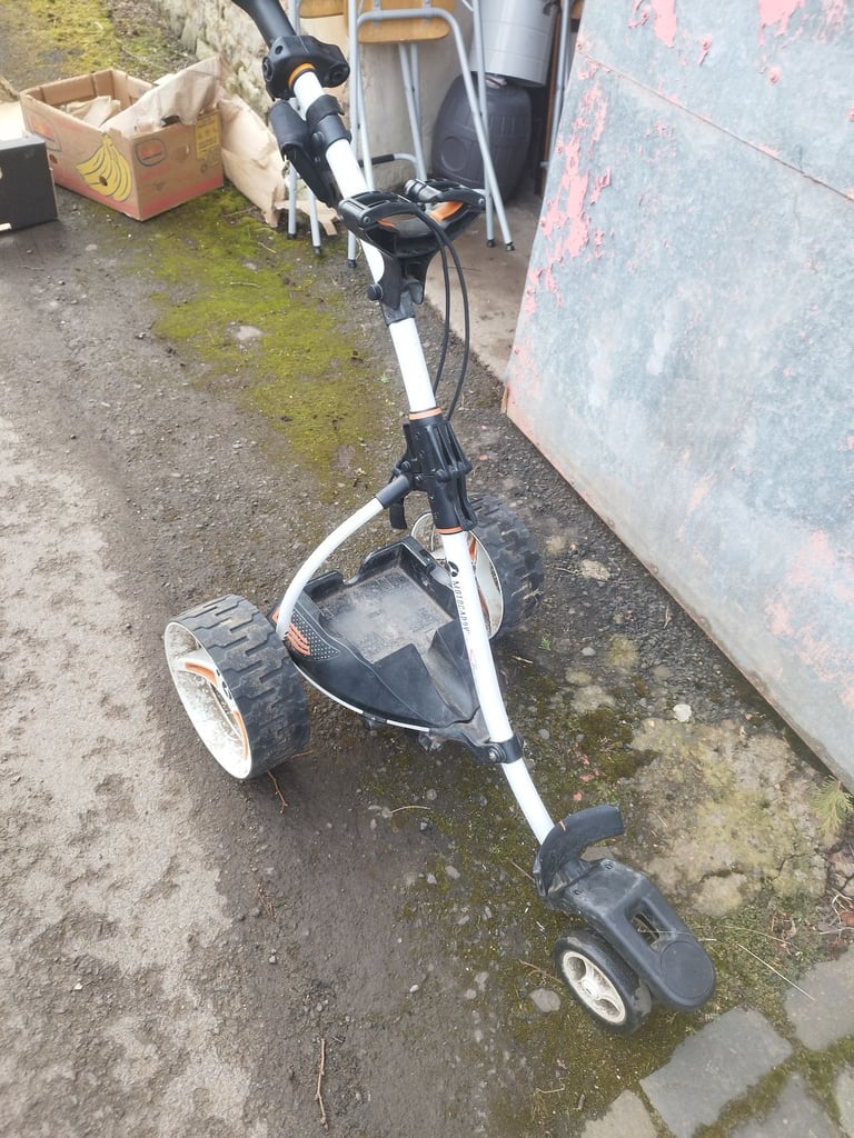 #MotocaddyRemoteElectricTrolley Golf with#sport# liesure-outdoor# entertainment#