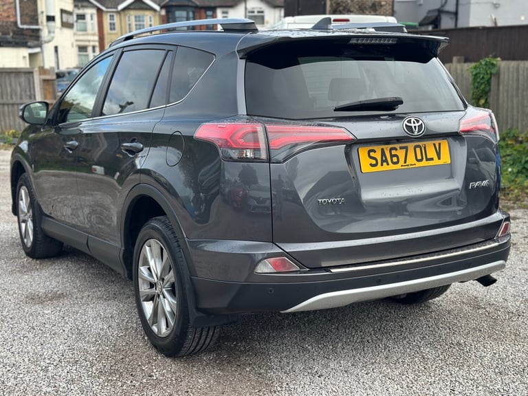 2017 Toyota RAV4 2.0 D-4D Excel TSS 5dr [Nav] 2WD ESTATE Diesel Manual
