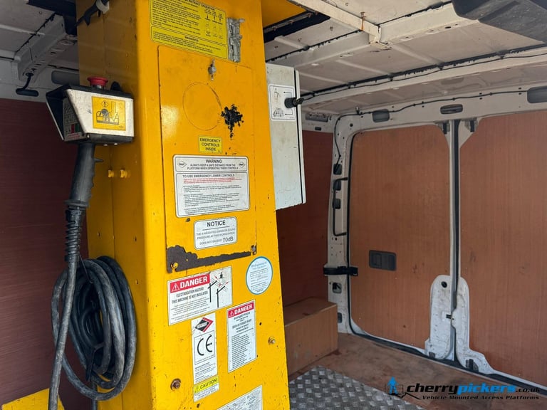 2018 Mercedes Sprinter 3.5 ton Versalift Access Platform Cherry Picker