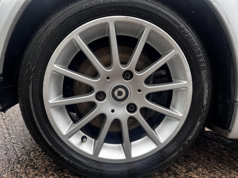 2011 smart fortwo 1.0 MHD Passion Coupe 2dr Petrol SoftTouch Euro 5 (s/s) (71 bhp) Coupe Petrol A...