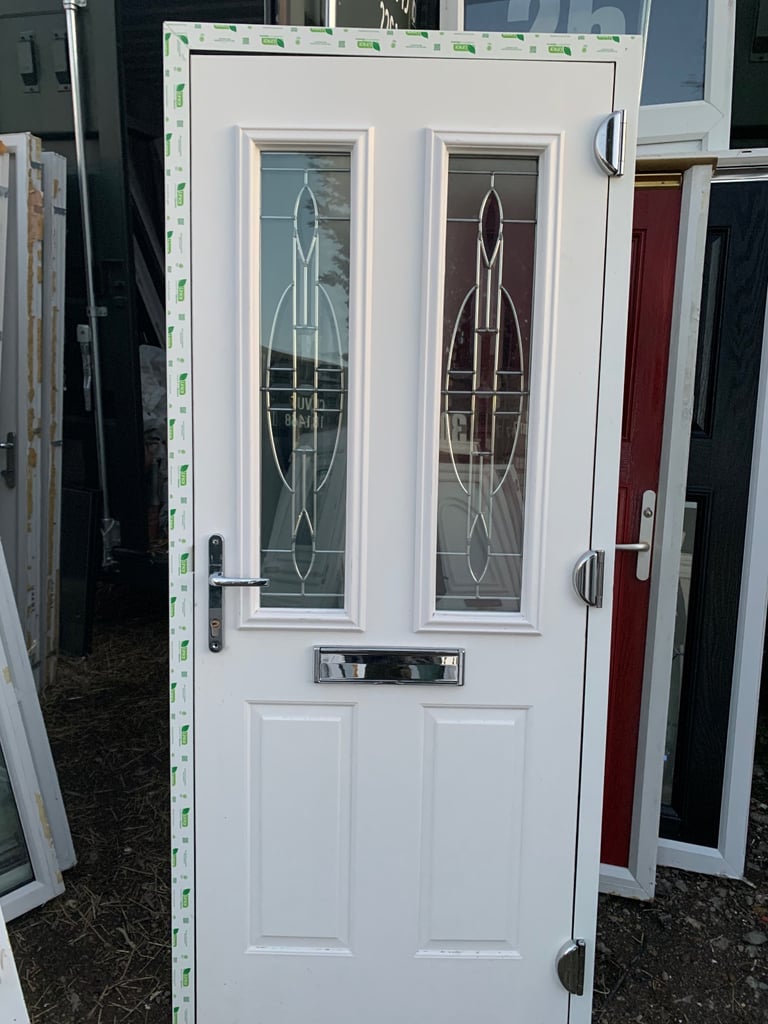 Brand new composite front door with high security locks Free local delivery 
