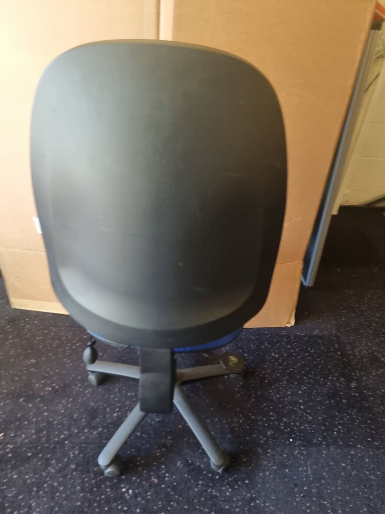 Large Blue Adjustable Office Swivel Desk Chair 