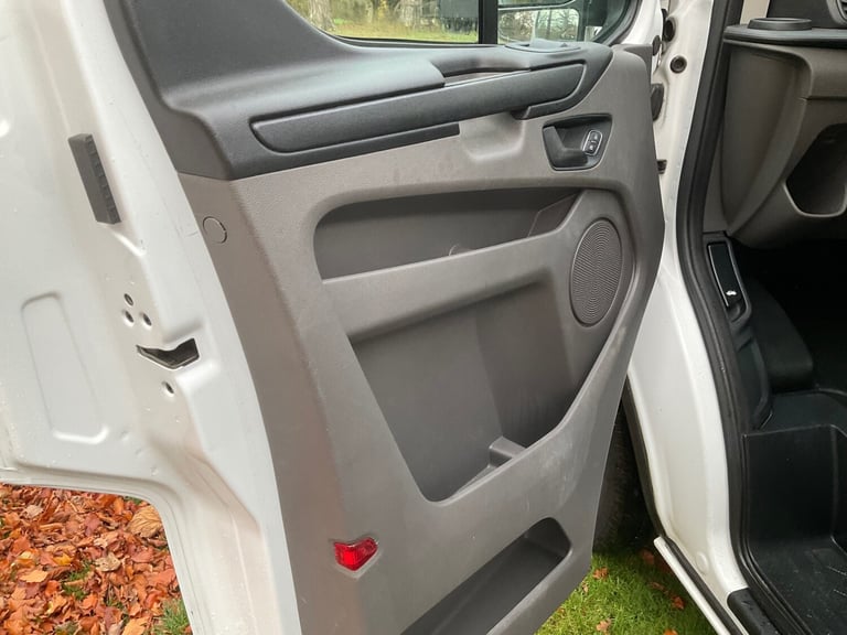 2020 Ford Transit Custom 2.0 EcoBlue 105ps Low Roof Leader Van PANEL VAN Diesel Manual