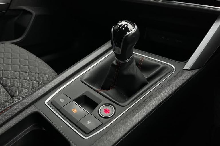 2020 SEAT Leon 1.5 TSI EVO FR 5dr HATCHBACK PETROL Manual