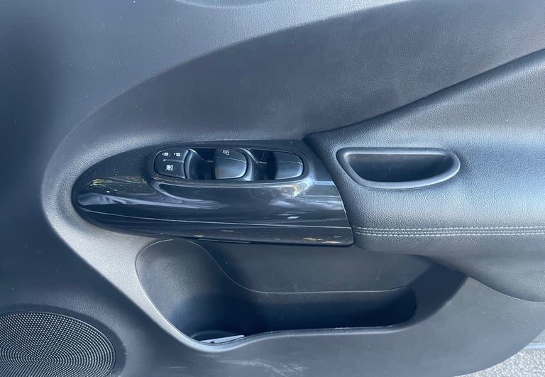 Nissan, JUKE, Hatchback, 2019, Manual, 1598 (cc), 5 doors