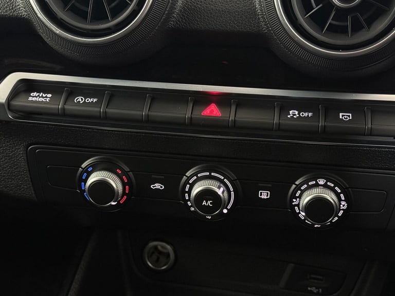 2020 Audi Q2 30 TFSI Black Edition 5dr ESTATE PETROL Manual