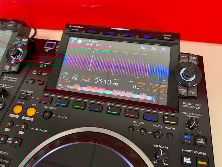 PAIR Pioneer CDJ 3000 DJ Decks MINT - Warranty - Free Delivery 
