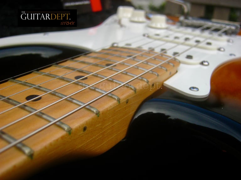 ♚ MINT ♚ 2001 FENDER American Standard STRATOCASTER USA ♚ SLIM C Neck ♚ 24 Yrs ! ♚ Professional