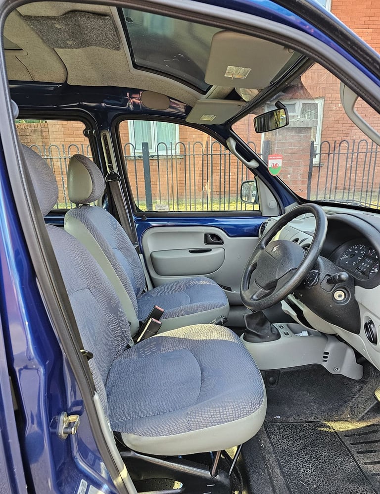 Renault Kangoo 1.2L Wheel Chair Access, New MOT