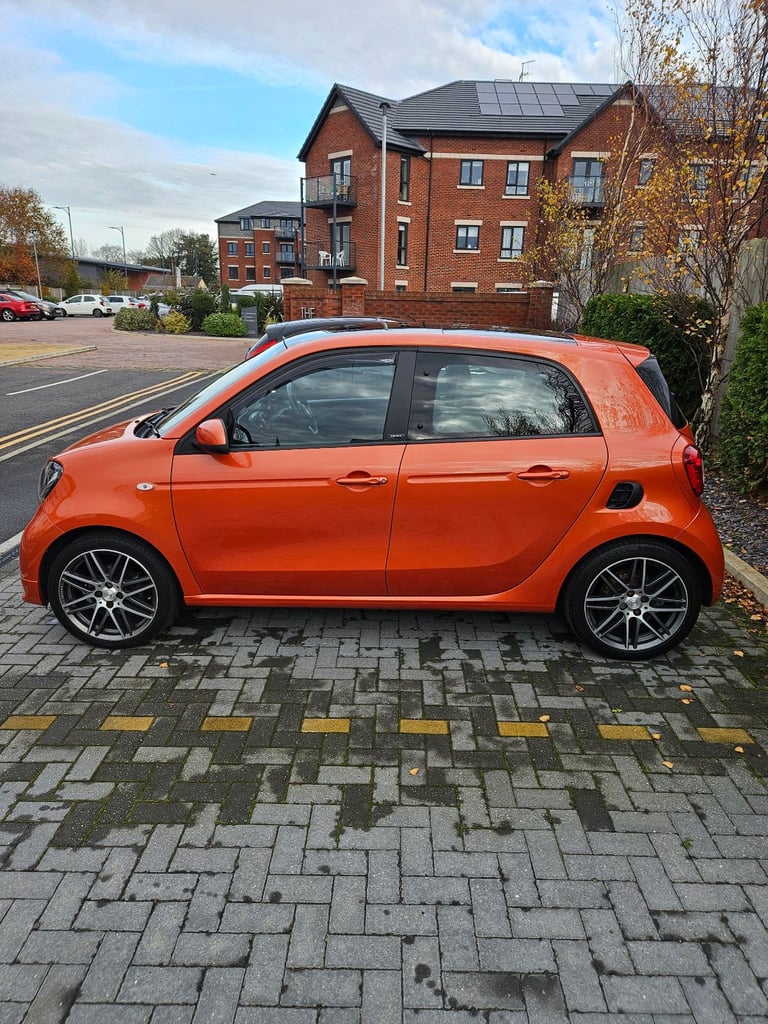 Smart forfour Brabus Xclusive 0.9 Twinamic Euro 6 5dr Hatchback Automatic Petrol,