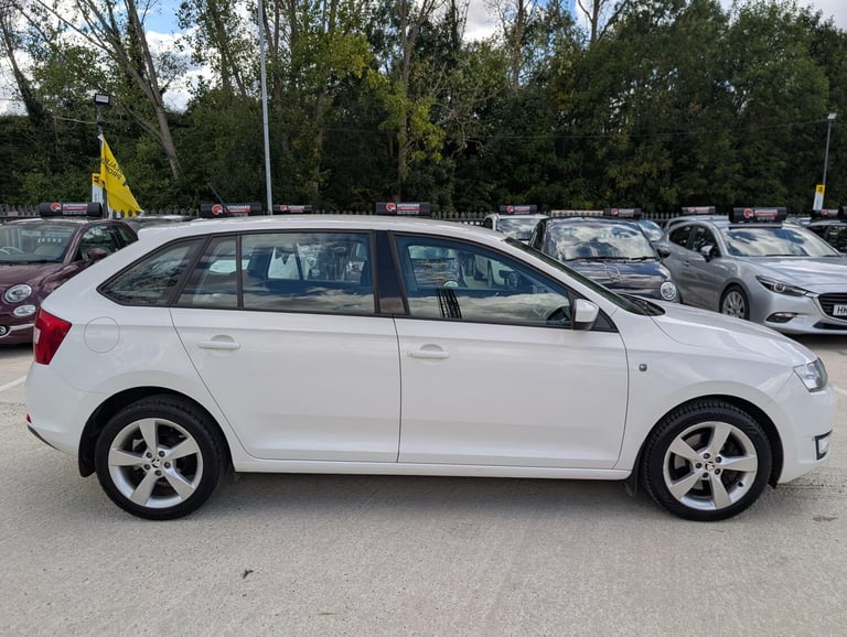 2014 Skoda Rapid Spaceback 1.6 TDI CR 90 Elegance 5dr HATCHBACK DIESEL Manual