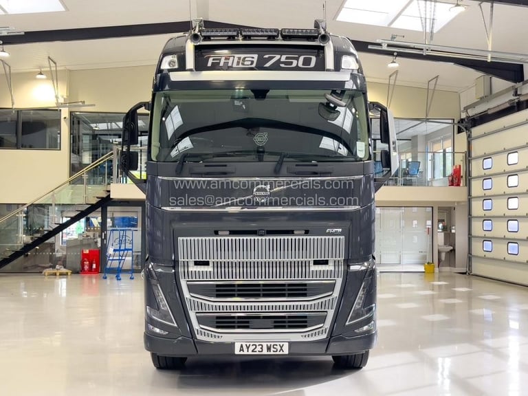 Volvo FH750 6x4 120t 3.2wb hub reduction double drive,i shift engine brake