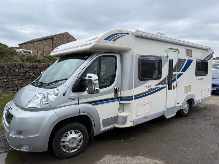 2013 Bailey Approach 745 SE - 2 ltr - 50,000 Miles - 4 Berth / 4 Belts
