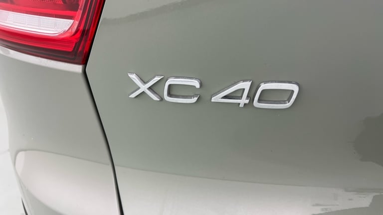 2025 Volvo XC40 Ultra, B4 Mild hybrid, Petrol, Dark Estate Petrol Automatic