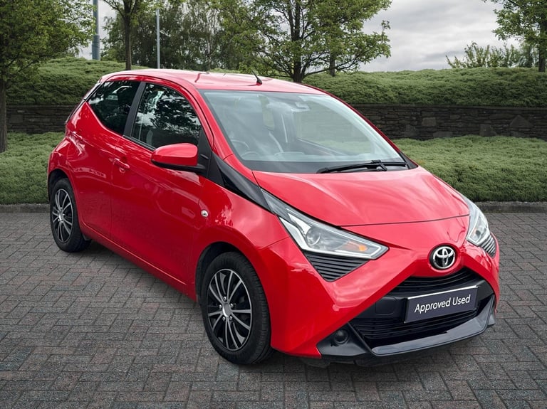 image for 2021 Toyota AYGO 1.0 VVT-i X-Play 5dr Hatchback Petrol Manual