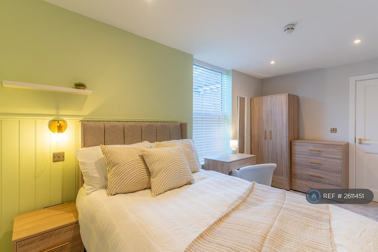 1 bedroom in Queens Road, Portsmouth, PO2 (#2611451)