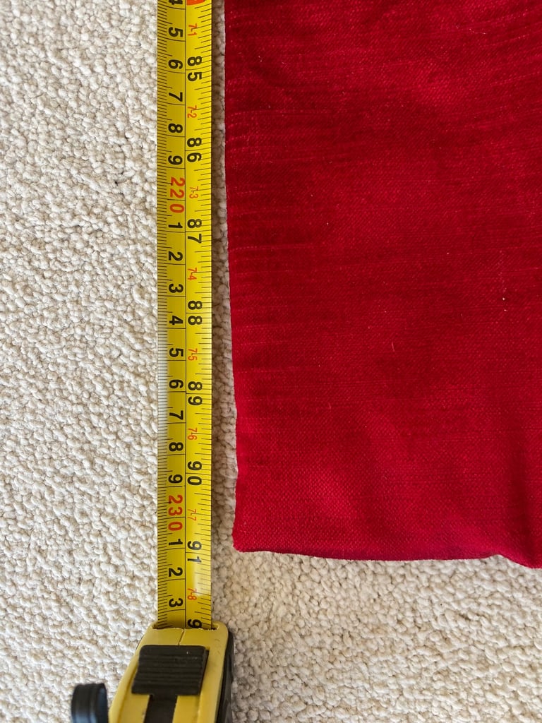 Red curtains & track