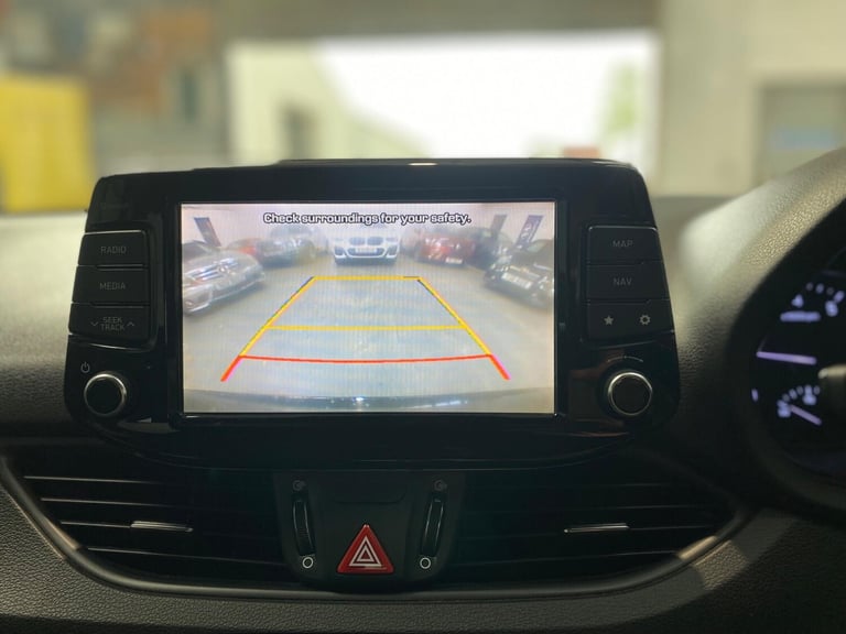 2017 Hyundai i30 1.0 T-GDi Blue Drive SE Nav Euro 6 (s/s) 5dr HATCHBACK Petrol Manual