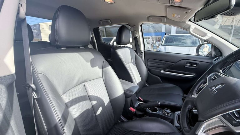 2019 Mitsubishi L200 Double Cab DI-D 150 Barbarian 4WD Double Cab Pick-up Diesel Manual