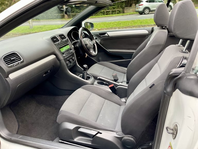 2012 Volkswagen Golf 1.6 TDI BlueMotion Tech S 2dr CONVERTIBLE DIESEL Manual