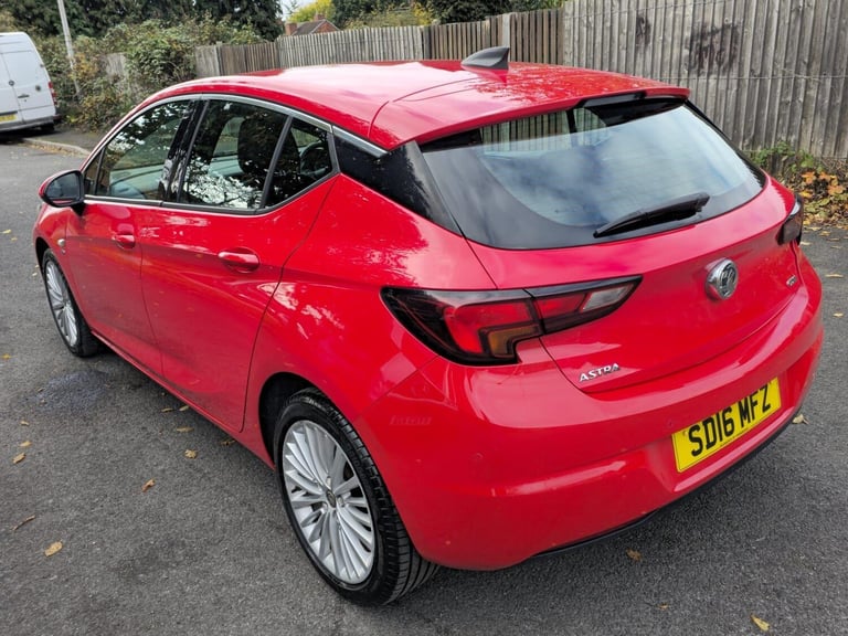  Vauxhall Astra 1.6 CDTi BlueInjection Elite Nav Euro 6 (s/s) 5dr Diesel Manual