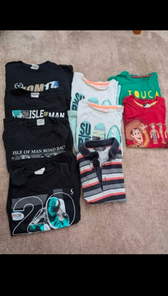 Bundle of kids 4-5 year clothes,