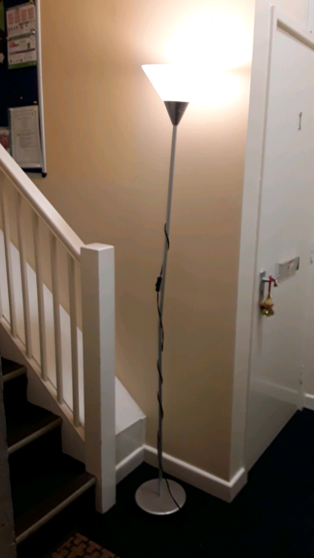 Light stand with Low Energy