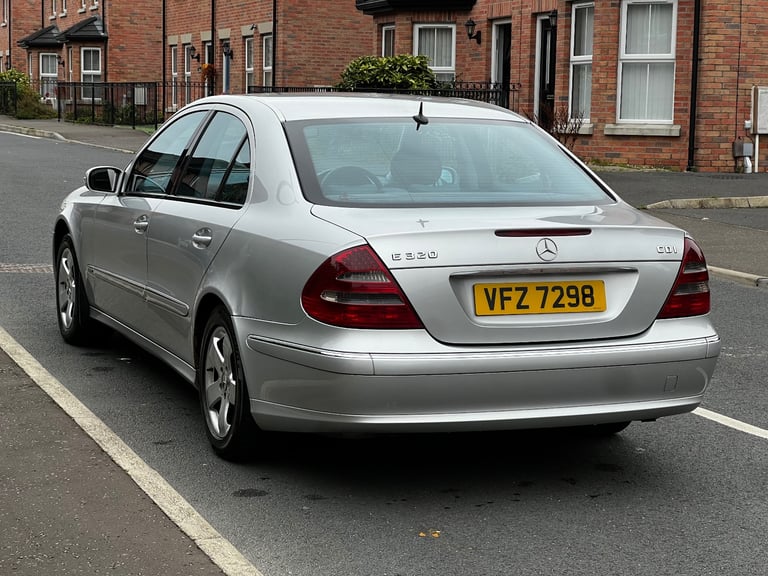 Mercedes-Benz, E CLASS, 2004, Semi-Auto, 3222 (cc)