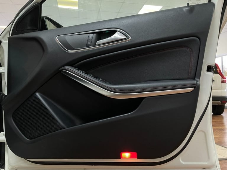 2016 Mercedes-Benz A-Class A180 AMG Line Premium 5dr HATCHBACK PETROL Manual