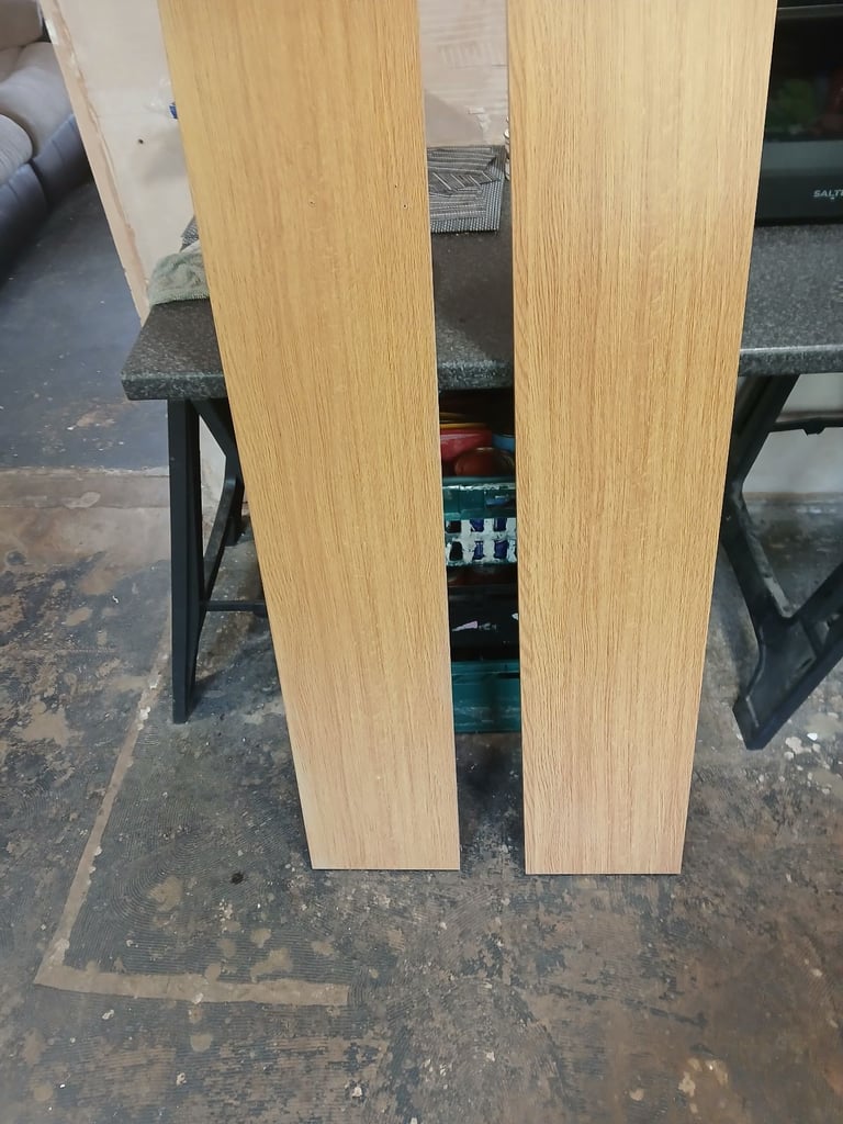 image for 2 floating shelfs with brackets