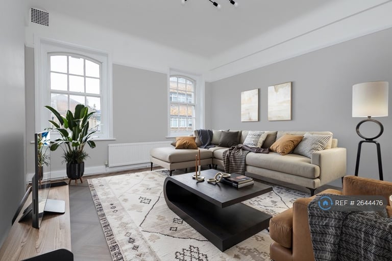 image for 2 bedroom flat in Richmond Chambers, Bournemouth, BH2 (2 bed) (#2644476)