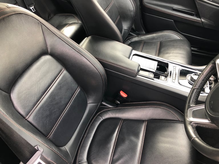 2017 Jaguar XE 2.0 [250] Prestige 4dr Auto AWD SALOON Petrol Automatic