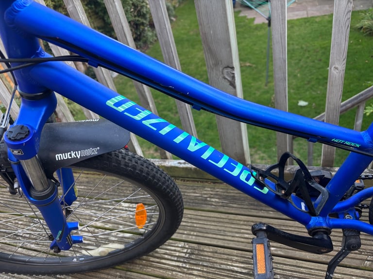 Specialized Hotrock 24” boys mountain bike