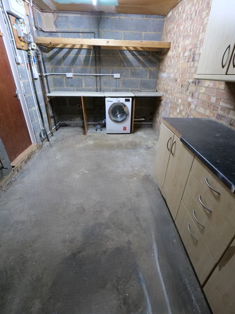 4 bedroom townhouse with garage in Bar Hill near Cambridge  