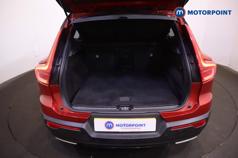 2020 Volvo XC40 1.5 T3 [163] R DESIGN 5dr SUV Petrol Manual