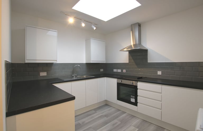 Brand New 2 Bedroom flat to Rent in High Street, Barnet EN5