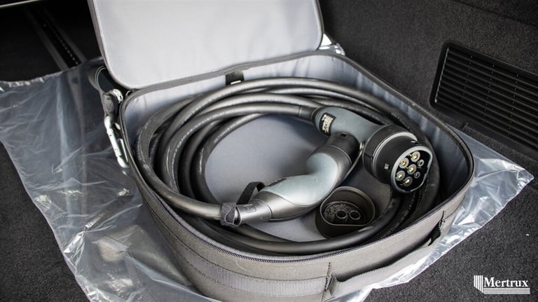 1969 Mercedes-Benz Vito 100kWh PREMIUM Tourer Auto (8 Seat) Inc Parking Package Window Van Electr...