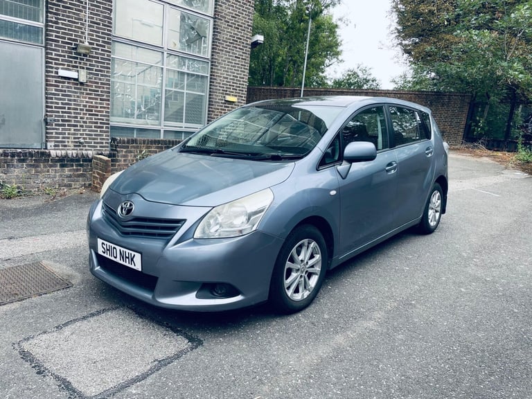 2010 Toyota Verso 1.6 V-matic TR 5dr MPV Petrol Manual