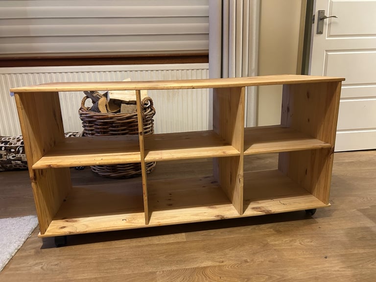 Storage unit. Tubs not included. 