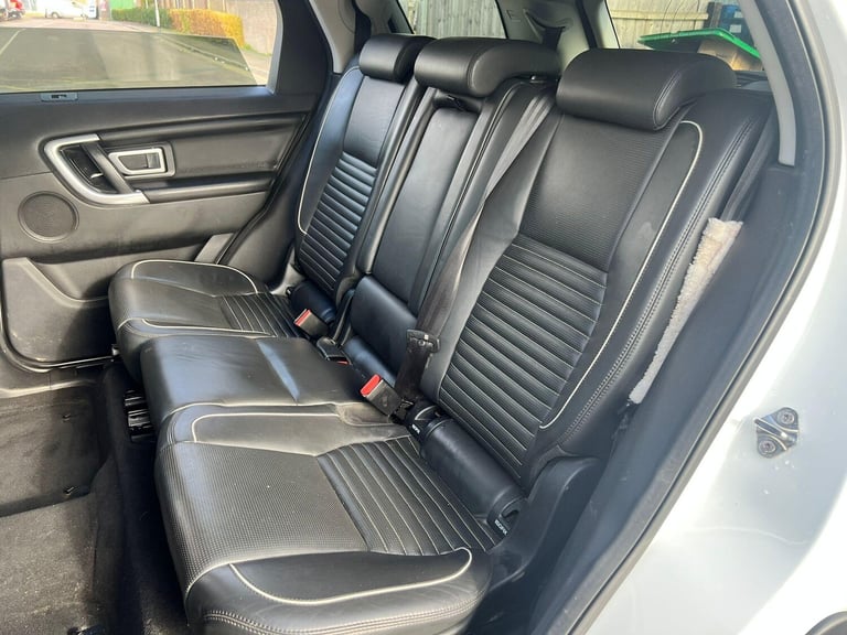 2017 Land Rover Discovery Sport 2.0 TD4 HSE Dynamic Lux Auto 4WD Euro 6 (s/s) 5dr ESTATE Diesel A...