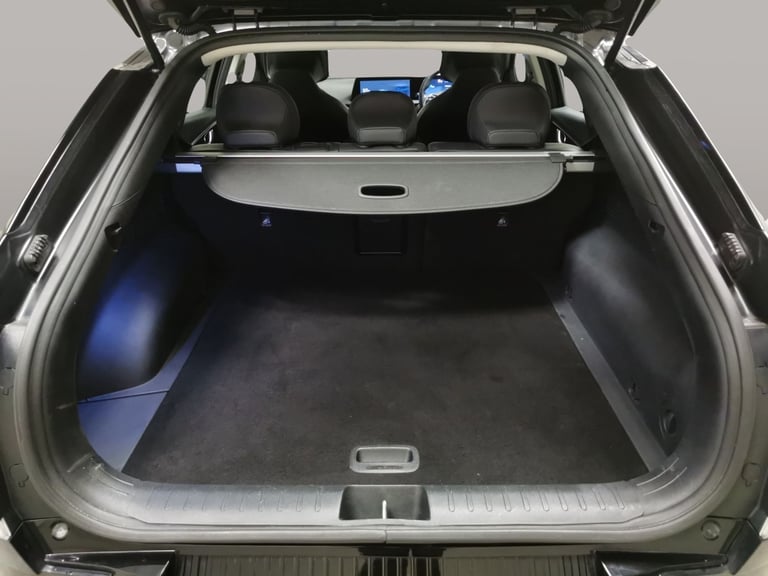 2022 Kia EV6 77.4kWh Air Hatchback 5dr Electric Auto (225 bhp) - HEATED STEERING - LANE  Hatchbac...