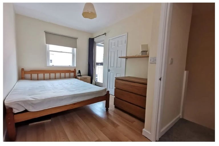 1 bedroom maisonette in St Clements.