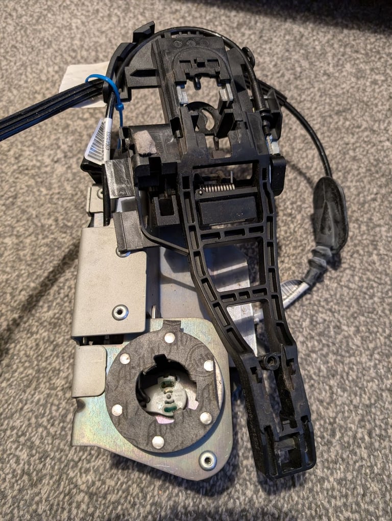 image for FORD TRANSIT CUSTOM DOOR LOCK LATCH