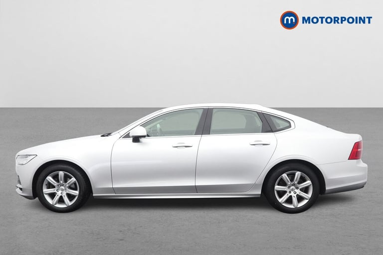 2019 Volvo S90 2.0 D4 Momentum 4dr Geartronic Saloon Diesel Automatic