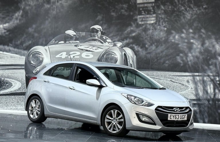 2013 Hyundai i30 1.6 CRDi [128] Blue Drive Style Nav 5dr HATCHBACK DIESEL Manual