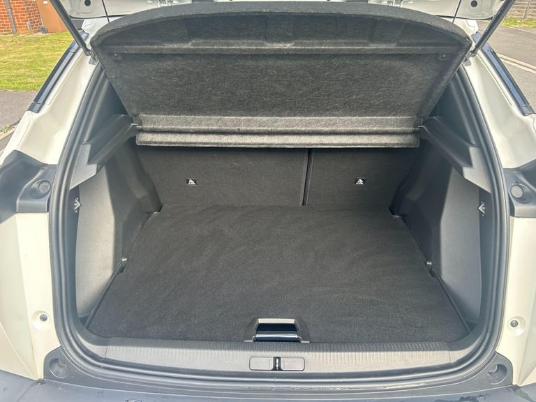 2021 Peugeot 2008 1.2 PureTech Allure Premium SUV 5dr Petrol Manual Euro 6 (s/s) (130 ps) HATCHBA...