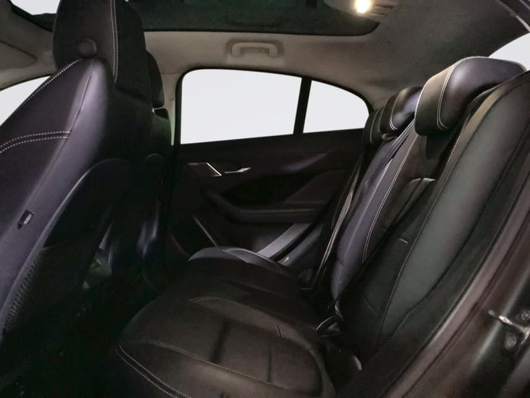 2019 Jaguar I-Pace 400 90kWh SE SUV 5dr Electric Auto 4WD (400 ps) HATCHBACK ELECTRIC Automatic