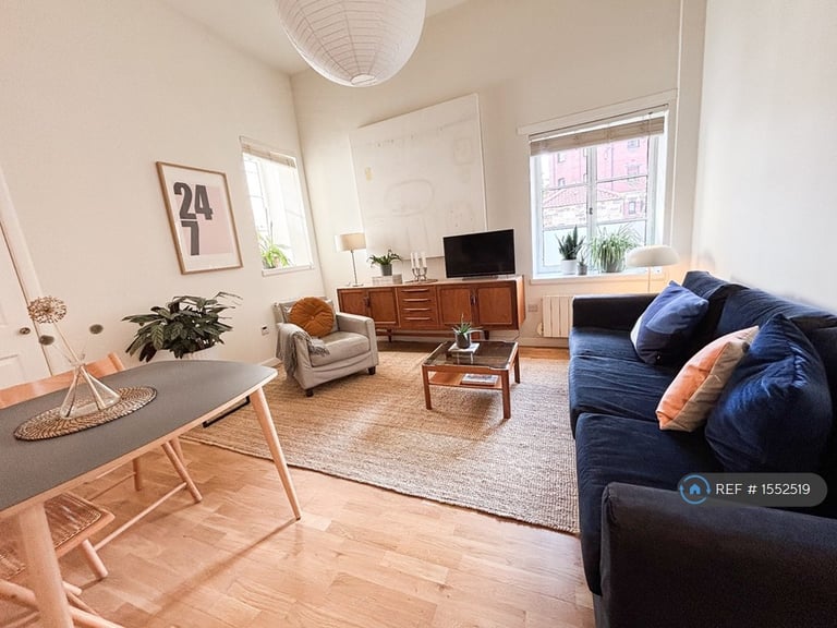 2 bedroom flat in Broad Wynd, Edinburgh, EH6 (2 bed) (#1552519)
