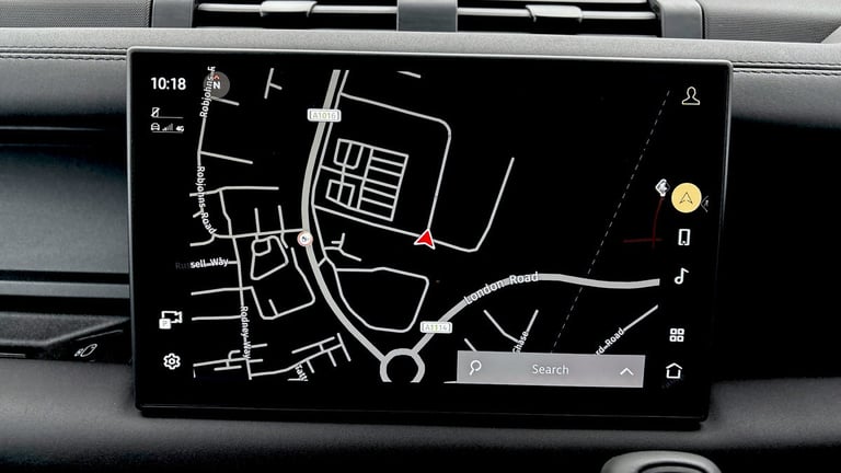 2025 Land Rover Defender 110 3.0 D250 MHEV X-Dynamic SE Hard Top SUV 5dr Diesel Auto 4WD MWB Euro...